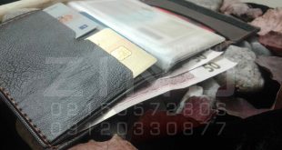 قیمت کیف مدارک بیمه چسبی مردانه
